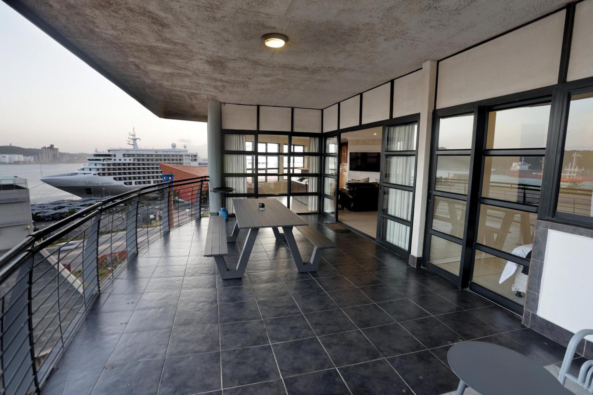 Stay At The Point - Peaceful Plentiful Penthouse Durban Exterior foto